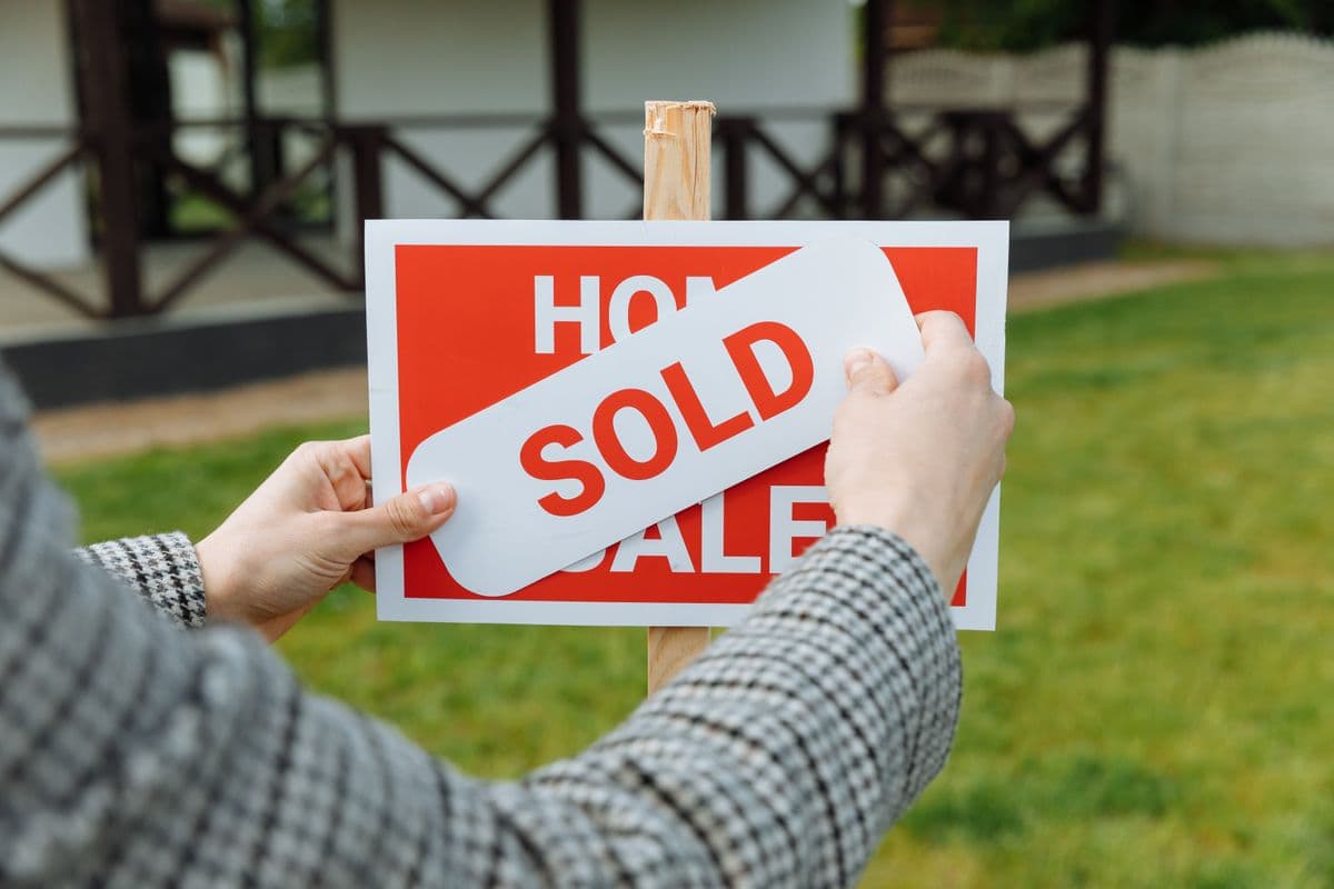 A sold suburban home